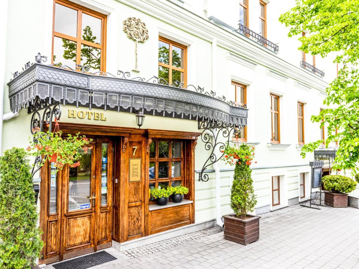Hotel Pod Zlota Roza Kielce Exterior foto