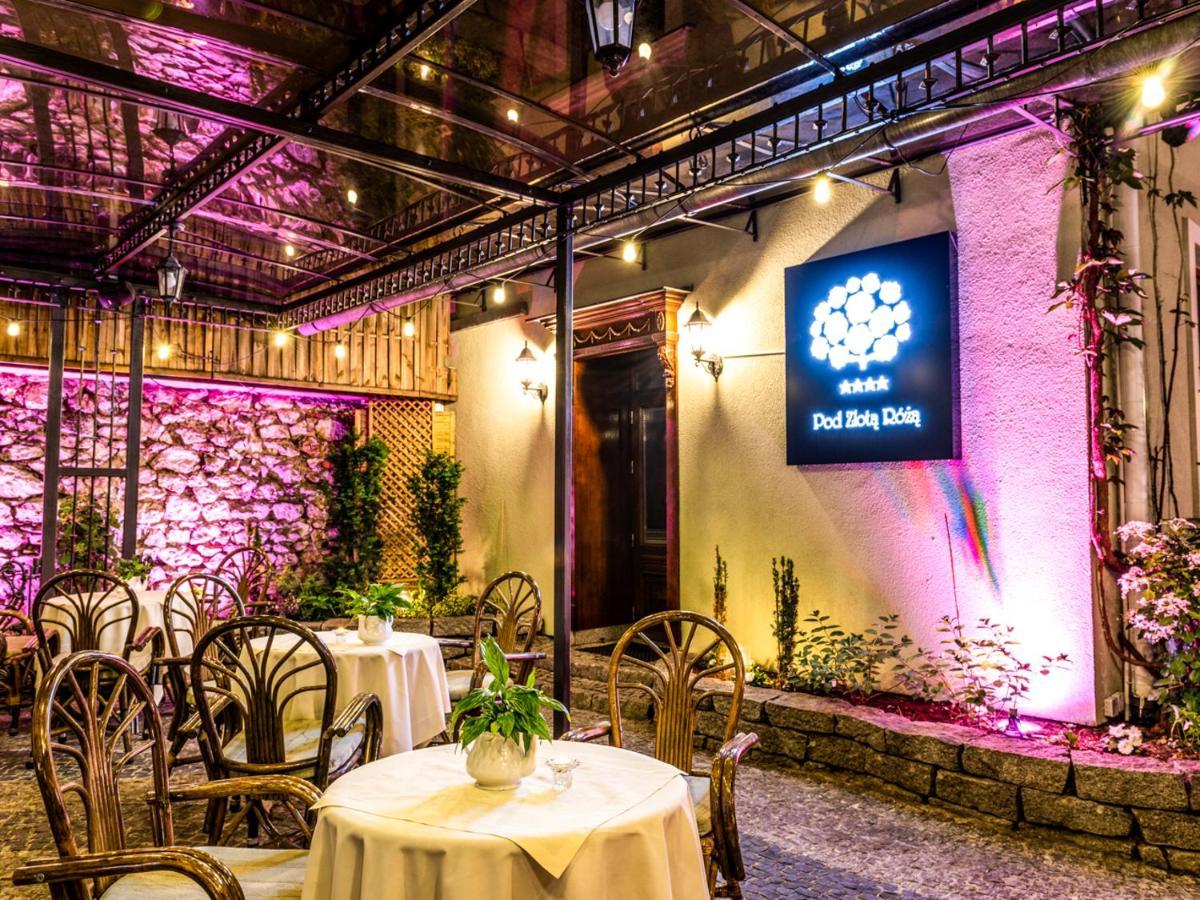 Hotel Pod Zlota Roza Kielce Exterior foto